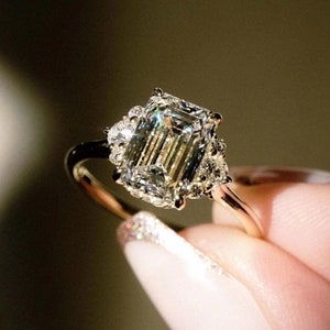 Marvellous!! Emerald Cut Moissanite Ring • Genuine Solid Gold Engagement Ring • Brilliant Round Cut • Three Stone Moissanite Diamond Ring