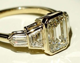 Moissanite Ring • Smaragd + Trapez & Bullet Cut Moissanit Ring • Schöner Diamantring • 14K Gelbgold Vintage Style Ring Geschenk