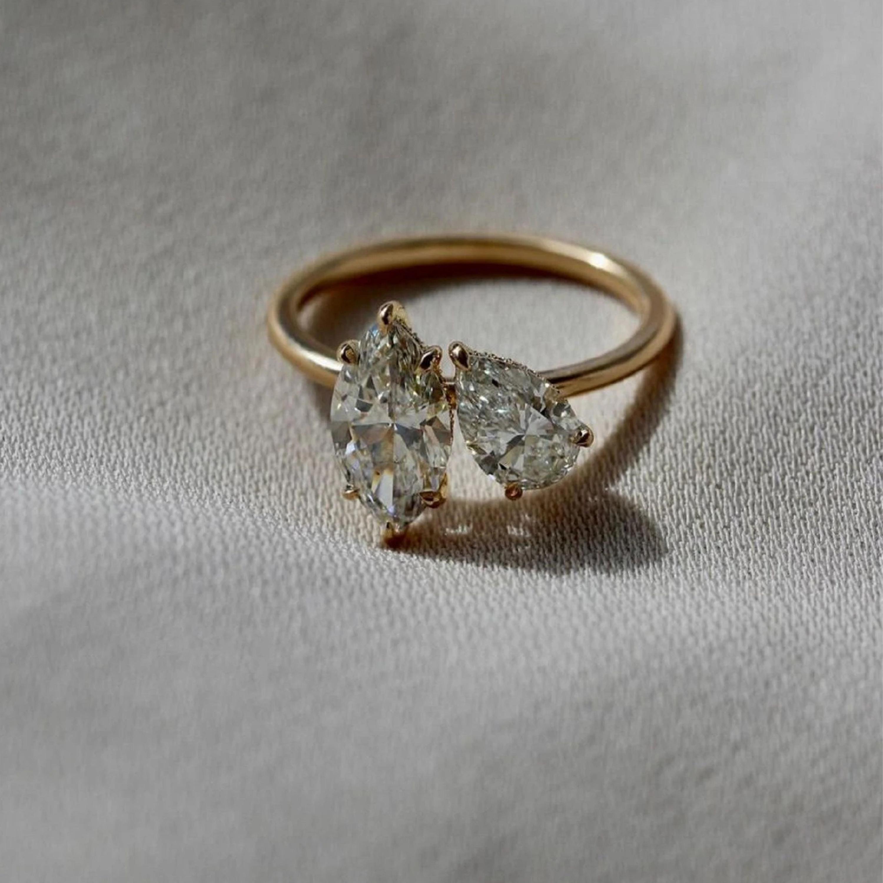 Toi et Moi Ring | 2-Stein Moissanit Ring | Birnen- und Marquiseschnitt | Unter Halo Diamant Ring | 18k, 14K Gold | Geschenk zum Jahrestag