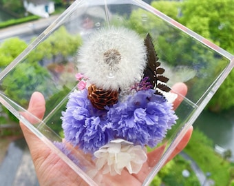 Preserved purple carnation in acrylic box gifts dandelion flower home decor floral birthday gifts for home gifts for mom flower wall art