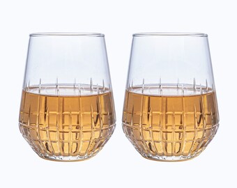 Crystal Cut Stemless Whiskey Glasses - Elegant Glassware for Your Home Bar
