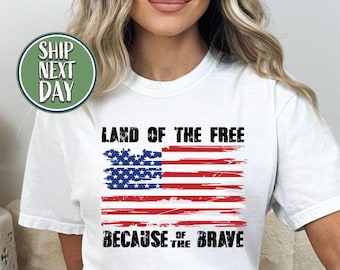 Vintage Land Of The Free Because Of The Brave American Flag Tshirt, Women Patriotic Gift Shirt, Fourth Of July Tee, Usa Flag T Shirt -JUL037