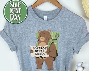 Foxtrot Delta Tango Fdt Wiederstehen Bär T-Shirt, National Forest Service T-Shirts, Anti-Trumpf-T-Shirts, Protest Shirt, FDT Wiederstehen Bär T-Shirt - TC024