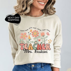 Sweat enseignant personnalisé, nom enseignant, sweat enseignant personnalisé, cadeau pour enseignant, joli sweat enseignant - CST024