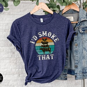 I'd Smoke That Pig Shirt - Perfect Gift Tee for Father's Day