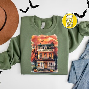 Retro Halloweentown 1998 Pumpkin Spooky Town Sweatshirt, Halloweentown, Pumpkin Halloweentown Sweat, Halloween, Halloweentown Est 1998-HF091