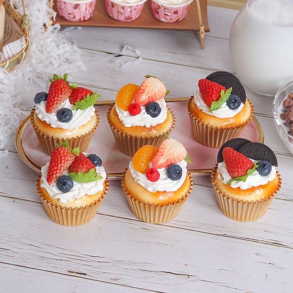 Faux gâteau aux fruits, faux desserts à exposer, simulation de modèle de pain, faux modèle de nourriture pour décoration d'intérieur, fête de mariage, accessoire photo mignon