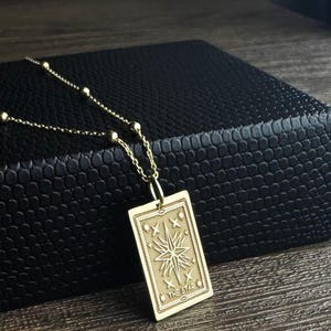 Collier carte de tarot étoile en or massif 14 carats, pendentif carte de tarot étoile rectangle, bijoux lecture tarot étoile, breloque étoile, carte de tarot cadeau