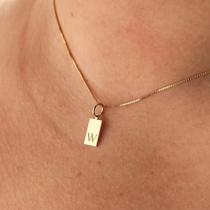 14K Massivgold Bar Tag Anhänger, zierlicher Anfangs Anhänger, personalisierter Schmuck mit Gravur, minimalistischer Bar Anhänger, Gold Anhänger Halskette