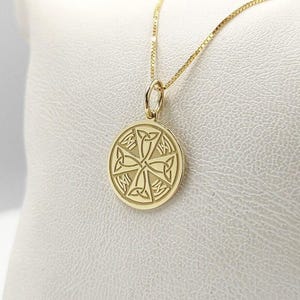 Engraved Celtic Cross Jewelry, 14K Solid Gold Celtic Knot Necklace, Personalized Trinity Knot Pendant, Irish Charm, Celtic Cross Pendant