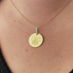 14Κ Moissanite Om Lotus Necklace, Solid Gold Coin Spiritual Pendant, Personalized Yoga Jewelry, Om Lotus Charm, Engraved Aum Pendant