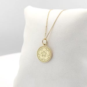 14K Gold Jesus Rose Anhänger: Christlicher Schmuck