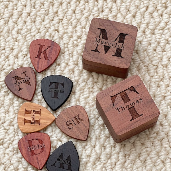 Custom Valentines gift Boyfriend/Husband. Wooden Guitar Picks Box, Personalized Guitar Pick Box Storage Wood Guitar Pick, Gift for Musician