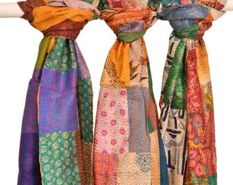 Lot de gros de foulards en soie Kantha faits main Inde foulard en soie patchwork sari vintage cache-cou réversible cadeaux pour elle