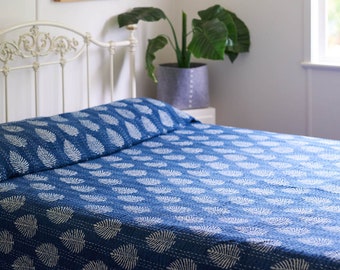 Kantha Quilt Indigo Blätter