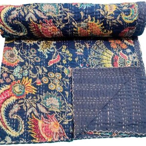 Cotone floreale indiano serigrafato Kantha Quilt Queen Coperta coperta fatta a mano Boho Queen Copriletto blu Kantha Lenzuolo Decor Coperte immagine 4