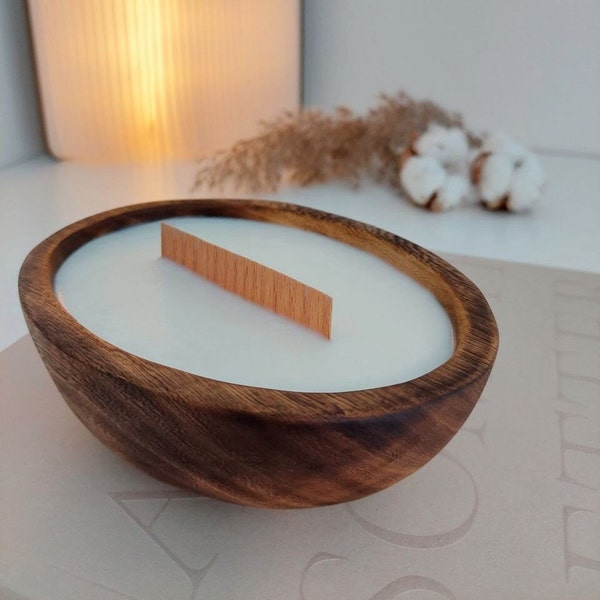 Soy candle in wooden bowl, Oval dough bowl candle, Vegan soy wax candle, wooden wick candle, Gifts for mom, Relaxing crackling candle