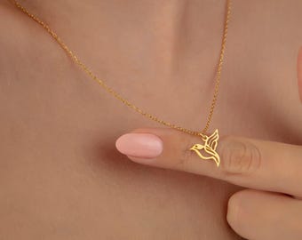 14K Gold Hummingbird Necklace, Tiny Hummingbird Pendant, Gold Bird Necklace, Bird Lover Gifts, Nature Necklace, Bird Jewelry for Women