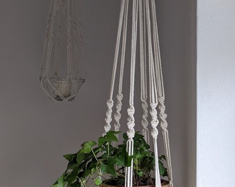 Macramé decorationFlower traffic light / hanging lantern / hanging lantern