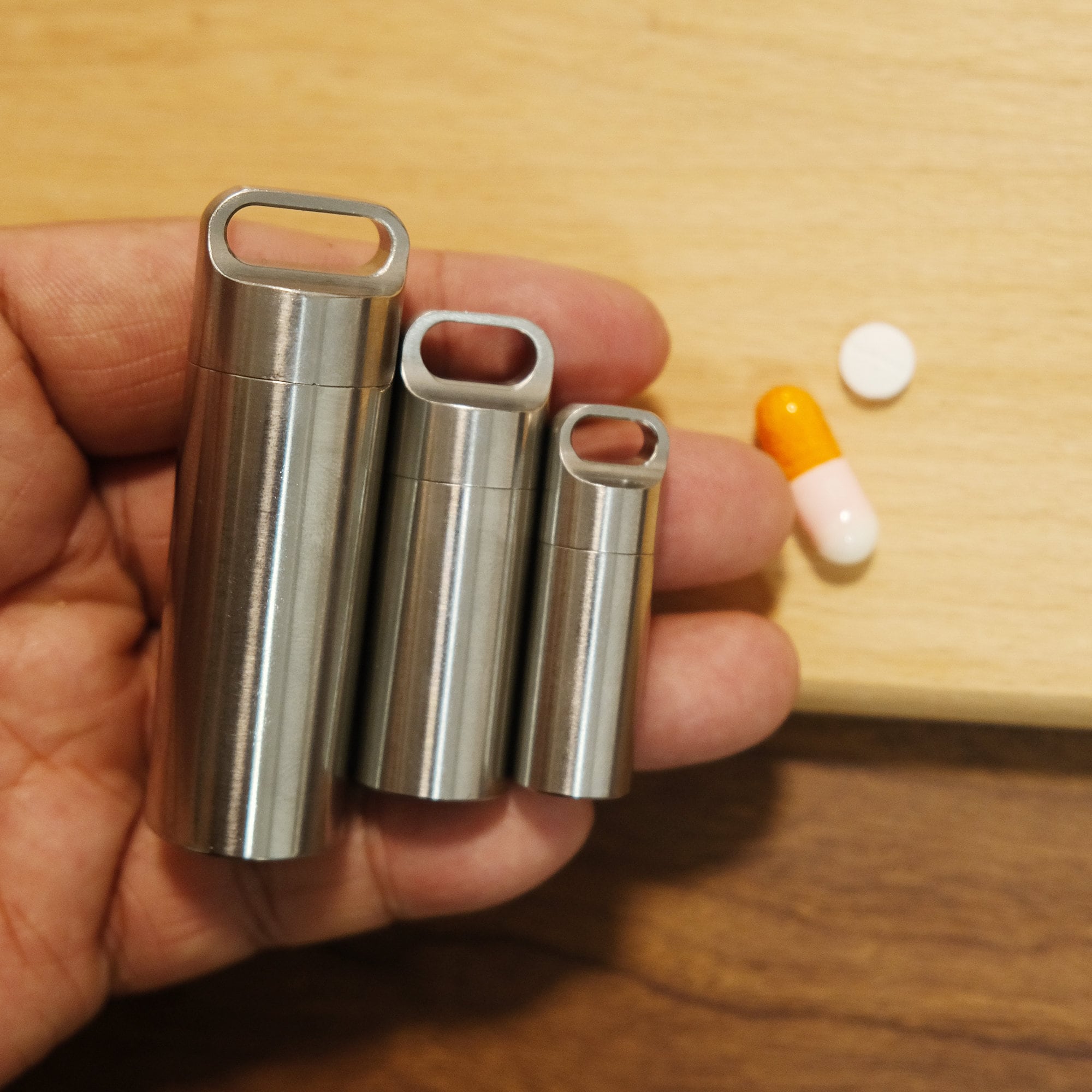 Photo Keychain Walgreensl015 Round White Pill - 7z0q0x8