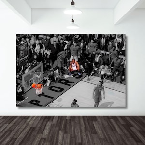 L'incredibile tiro di Kawhi Leonard sulla sirena. 13/05/19 Gara 7 Raptors contro 76ers Poster stampabile, Arte dei Raptors, Stampa dei Raptors, Kawaii Raptors