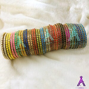 Multicolor Kundan Dünne Seidenfaden Armreif für Rückgabe Geschenk