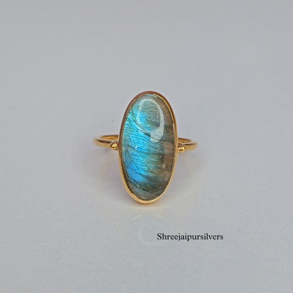 Bague longue et ovale véritable en labradorite, bague pour femme tendance, bagues en plaqué or 14 carats, bague en or labradorite de feu bleu, bague en argent sterling 925