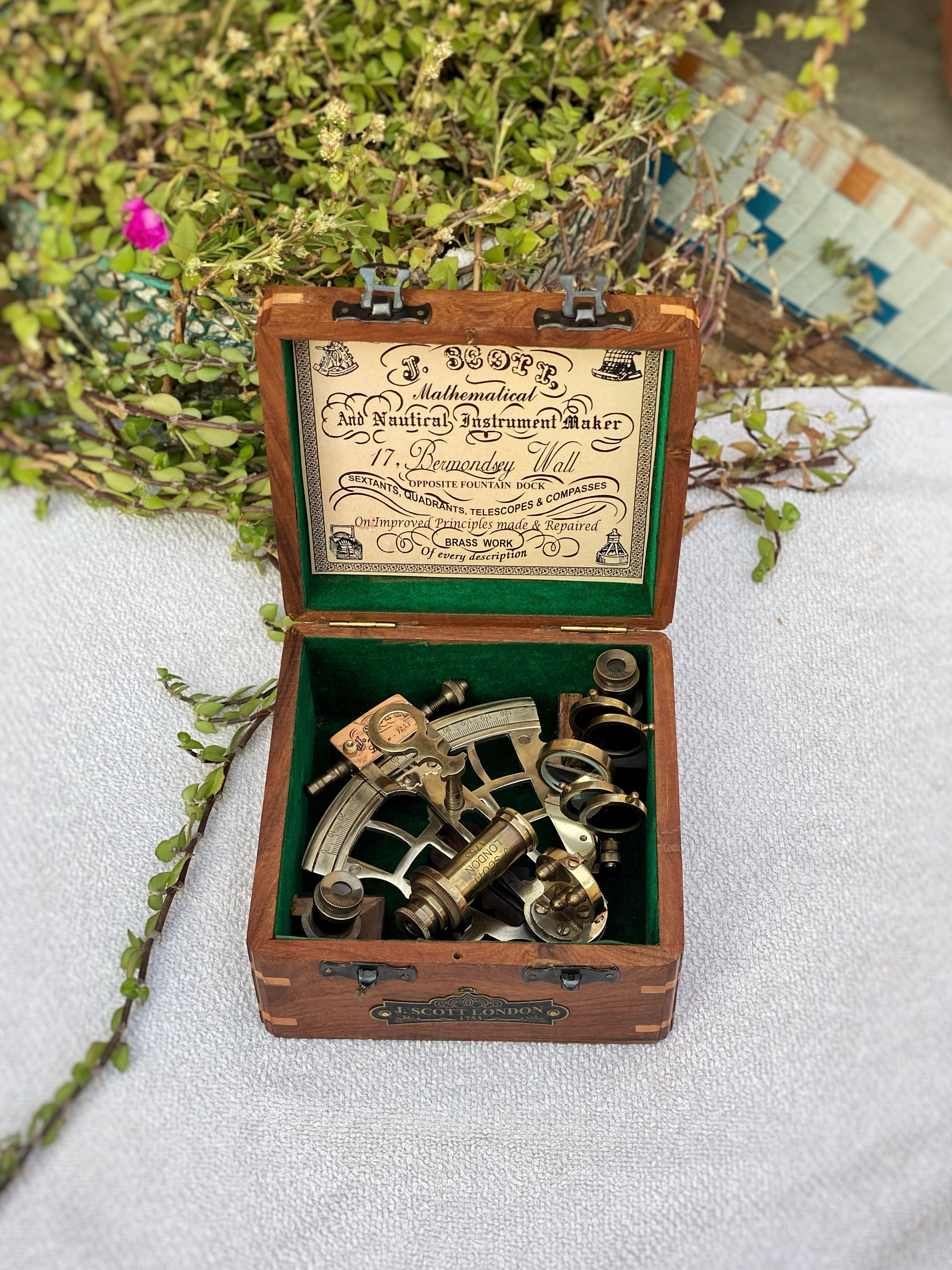 Ilon'S Sextant Mark 1:  A Piece Of History For Sale - hvszp1o