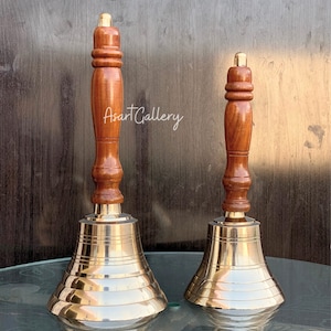 Campana in ottone realizzata a mano - con manico in legno - splendida campana da incidere - ottimo regalo per insegnanti, campana dell'altare, campana del cancro, personalizzata