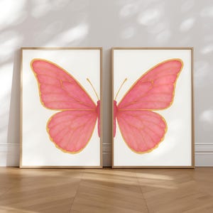 Roze en gouden vlinder muurkunst set van 2 | Digitale prints aquarel vlinder | Kinderkamerdecoratie Preppy esthetische slaapkamerkunstwerk