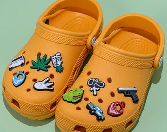 Custom Shoe Charms, PVC Rubber Shoe Charms, Free Shipping, PVC Shoe Charms, Kids Charms,. Game Clogs, Free Samples