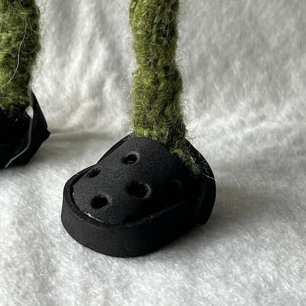 Mini Crocs for Knitted Frog