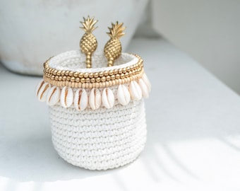 Small Macramé box with pearls and Shells - Handmade Balinese Basket, Jewelry Box, Gift Box, Storage, Hand Woven
