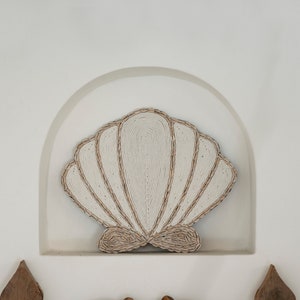 Decorative shell in macrame and cowries, Bali wall decoration, Boho wall hanging, Boho chic Balinese art