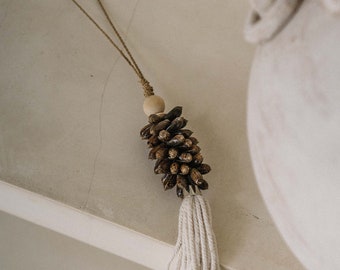 Seashells tassel with macrame Bohemian Coastal Wall Decoration