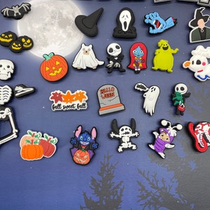 Adornos para zapatos de Halloween: adornos de terror, adornos de cocodrilo asesino, adornos de película de miedo, adornos de segador, adornos de cocodrilo de bruja, adornos de calabaza, adornos de fantasma y de monstruo.