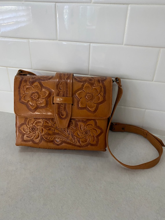 Vintage 1950/60s Hand Tooled Purse