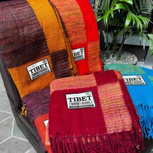 255x120 cm, Traditional Tibetan YAK WOOL BLANKETS, Incredible Warm & Soft, Handloomed in Many Colours, Handmade in Tibet on Himalayan Region