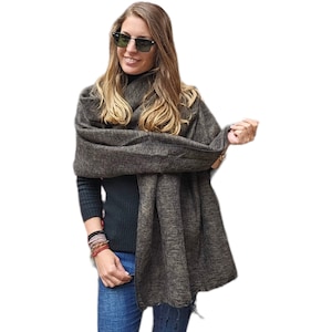200x80 cm, Unisex Original Himalayan YAK WOOL Shawl, Very Warm & Soft, Dark Grey Color, Very Elegant, Handmade in Nepal on Himalayan Region
