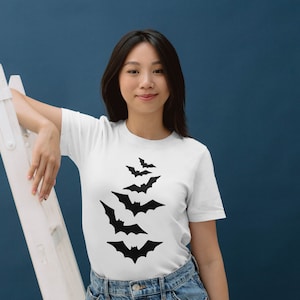 Halloween Bats SVG Cut Files: Flying Bat Clipart (Digital Download)