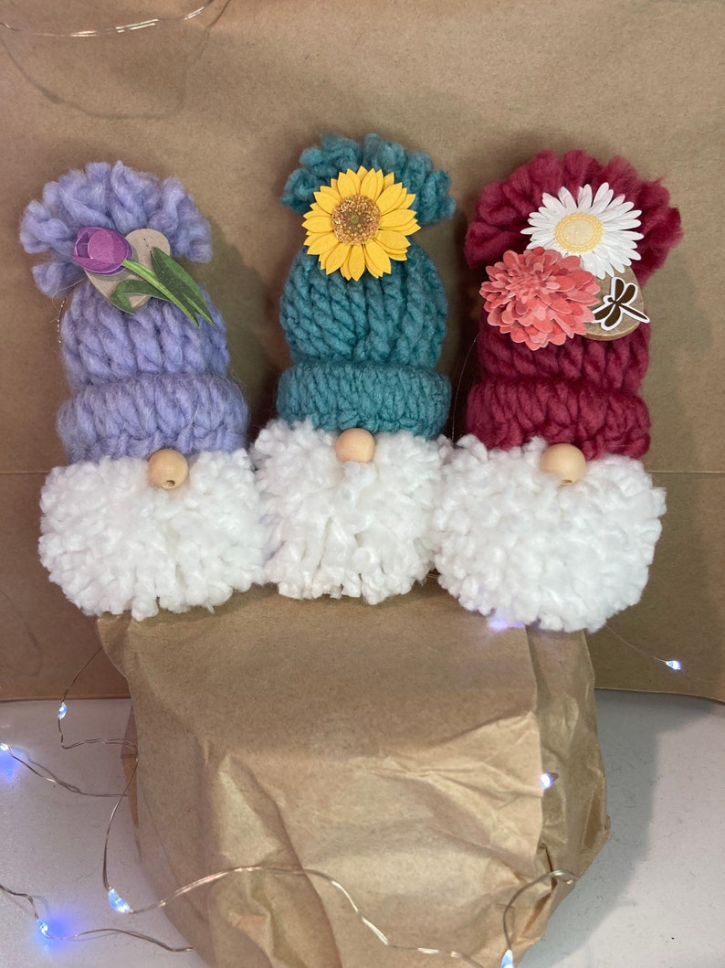 Pack of 3 Handmade Yarn Gnomes With Pom Poms or Macramé Ring. Etsy