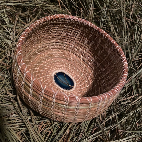Pine Needle Basket with Agate Center - A Unique and Tranquil Gift