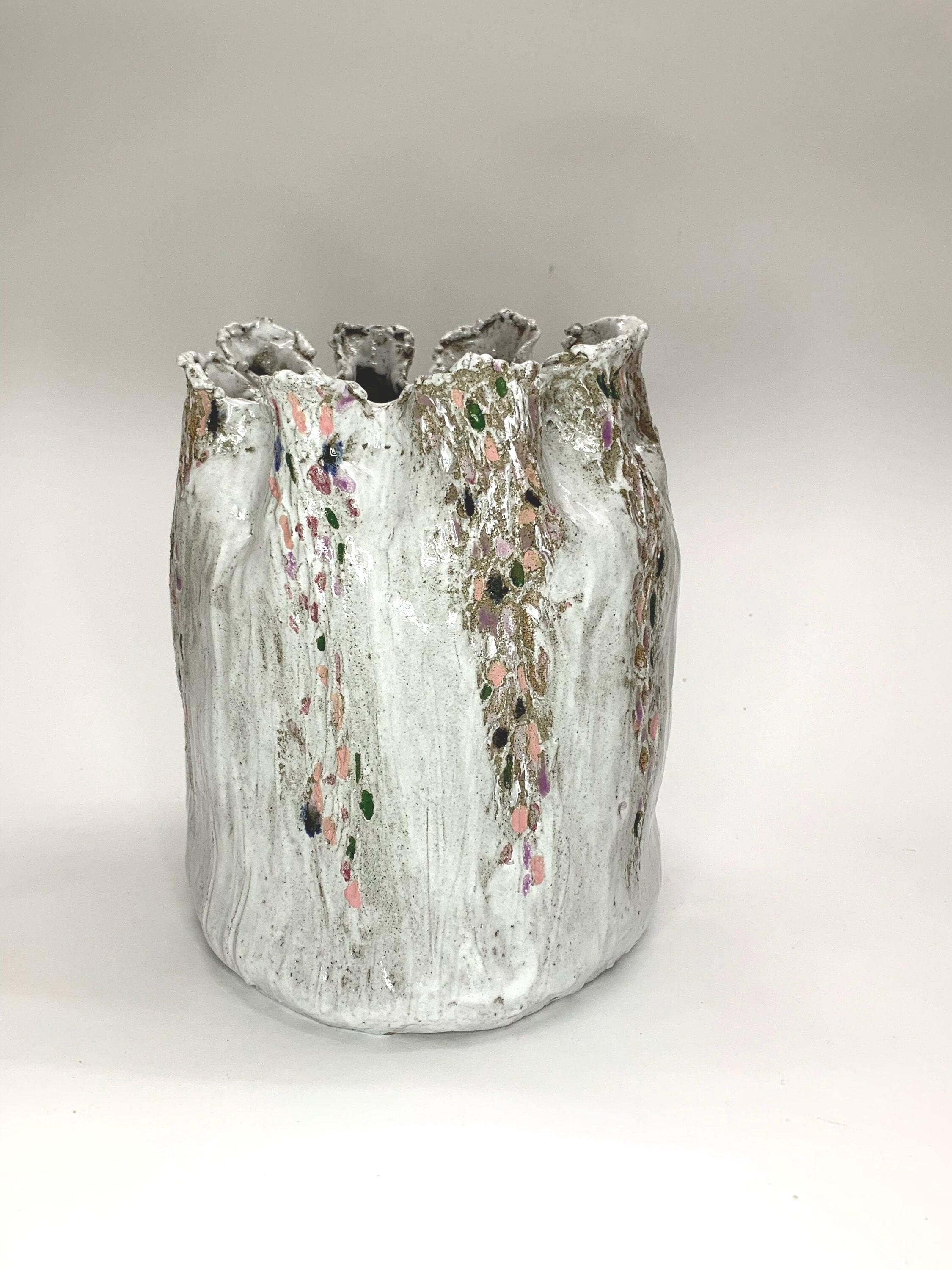 Modern vase – white with colorful drops, curved rim – Playful design – Handmade ceramic – special vase