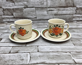 Set van 2 koffiekopjes en schotels Winterling Röslau Bavaria. Vintage Duits aardewerk met oranje bloemen gemaakt in de jaren 70.