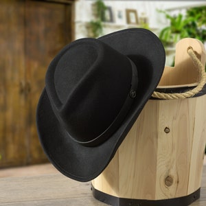 55370 Shadey felt hat