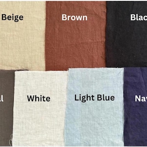 Pode incluir: Uma cole&ccedil;&atilde;o de sete amostras de tecido retangulares dispostas em duas fileiras. As cores incluem bege, marrom, preto, carv&atilde;o, branco, azul claro e azul marinho. Cada amostra &eacute; rotulada com o nome da cor correspondente em texto branco.
