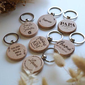 Personalized wooden pendant, keychain with engraving, wooden keyring, gift idea for girlfriend, personalized gift