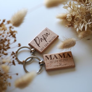 Personalized wooden keychain, mom dad gift, parents gift, gift idea for mom dad grandpa grandma, Mother&#39;s Day Father&#39;s Day