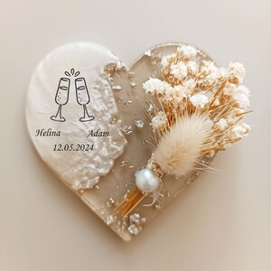 Personalized Wedding Magnet Favors: Heart Resin Bridal Shower Gifts