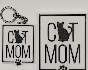 Cat mom Magnet or Keychain. perfect for representing our loved ones.